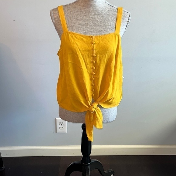 Madewell Tops - Madewell button front tie tank top size L mustard yellow. Excellent condition